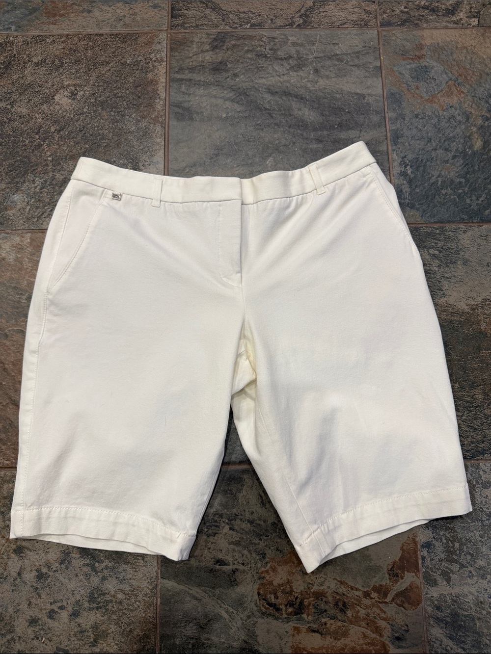 White House Black Market Women's Off-White Bermuda Shorts